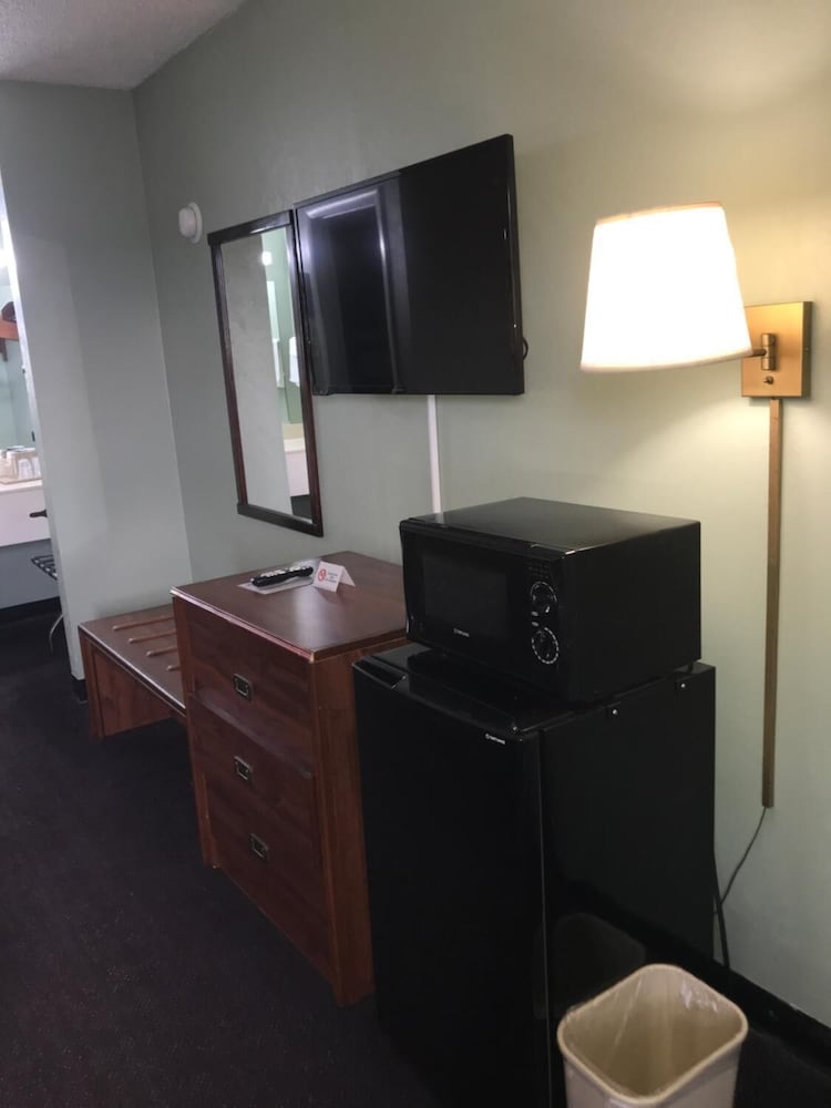 Americas Best Value Inn Manchester, TN