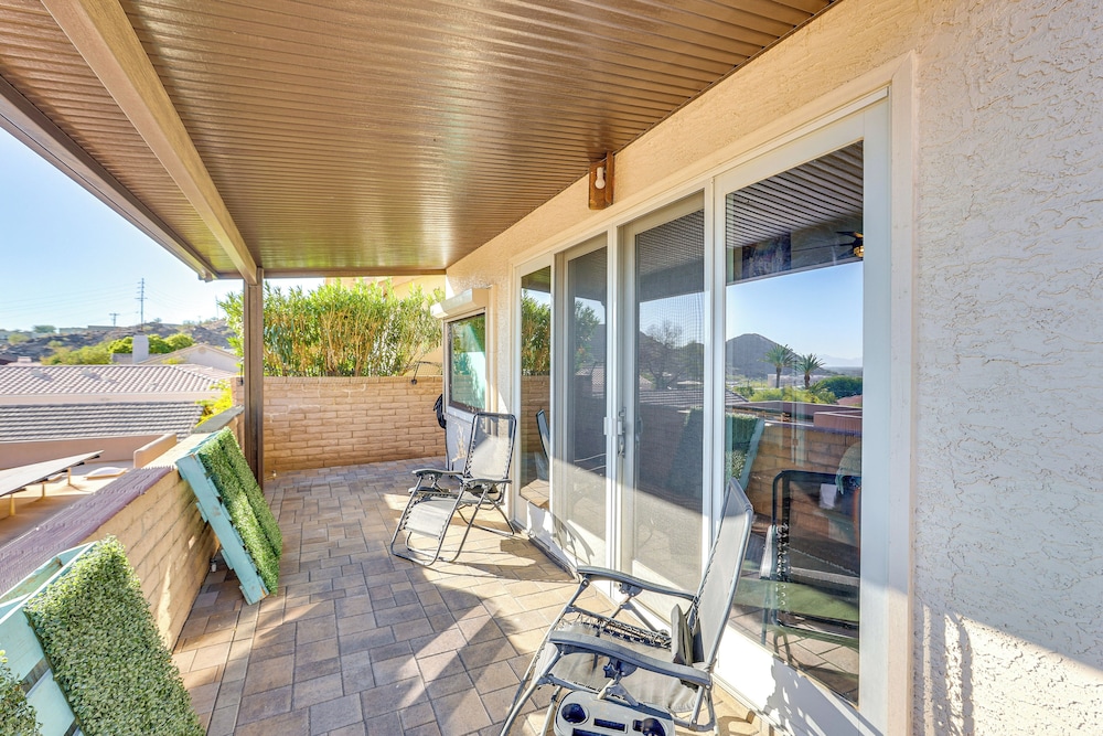 Mtn & City Views: Stunning Villa in Phoenix!