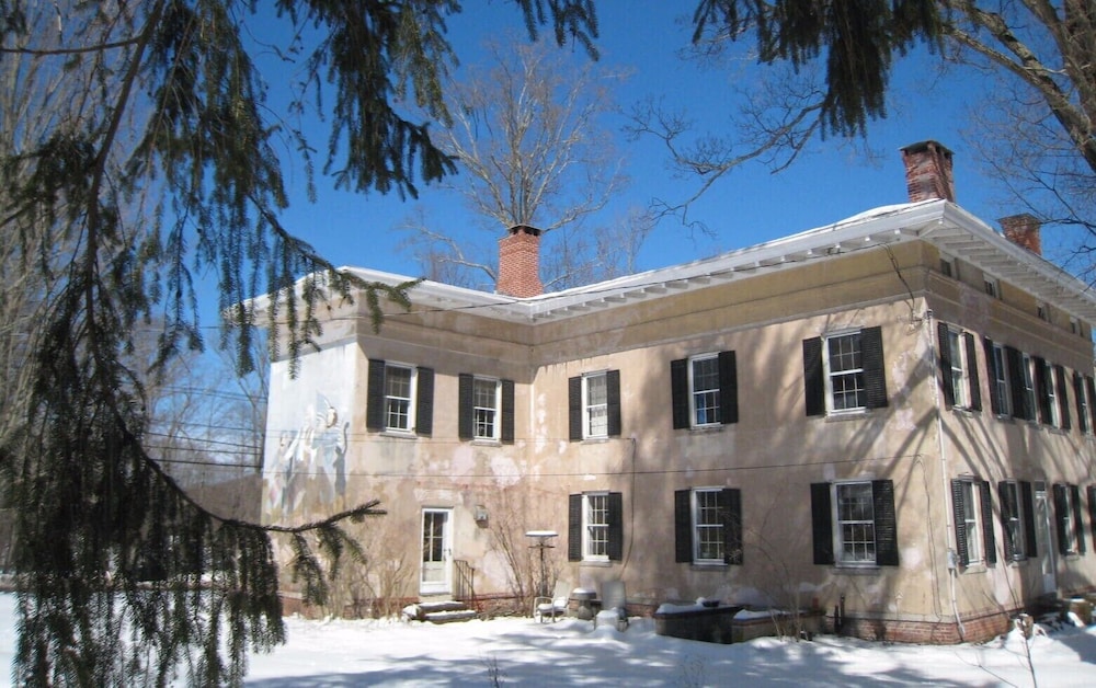 Higganum House B&B