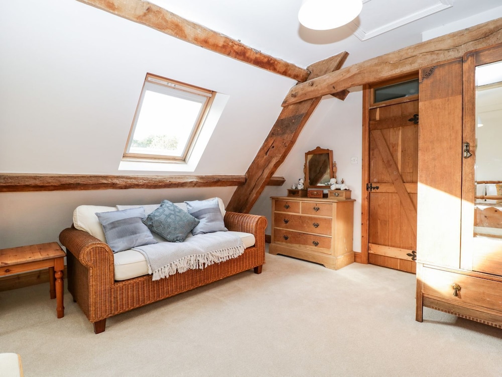 Mistletoe Cottage