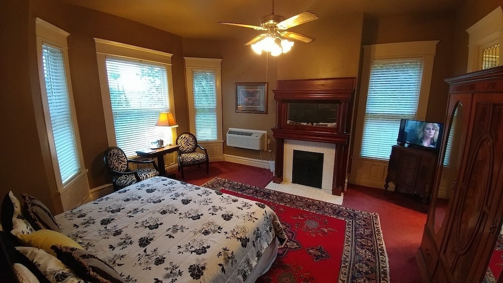 Edwardian Inn