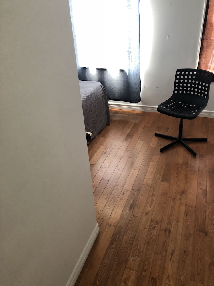 Kensington Apartments - Image 1