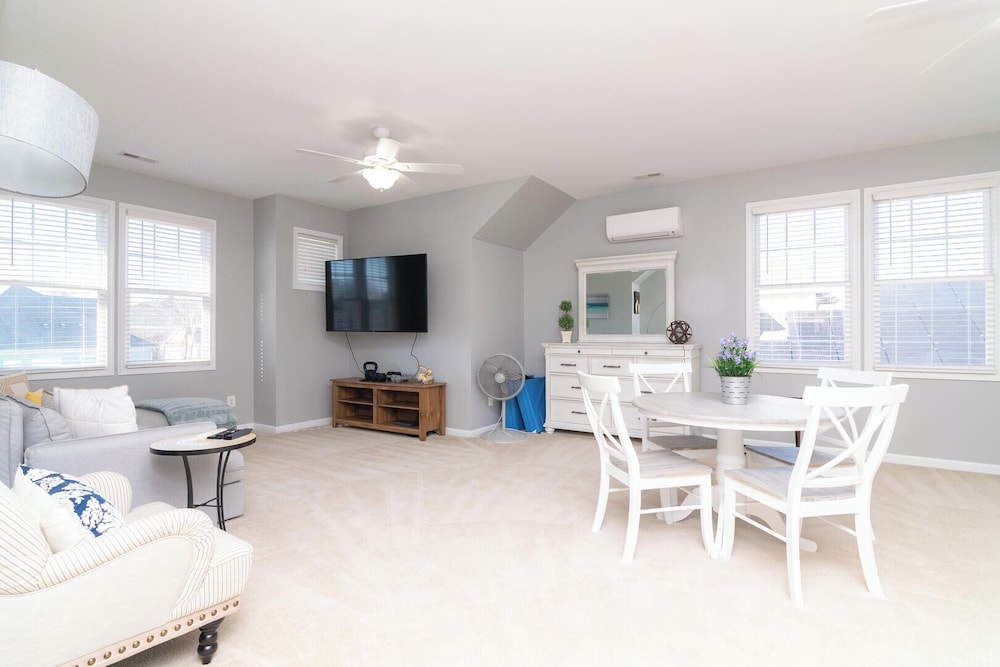 Rodney Drive 20765