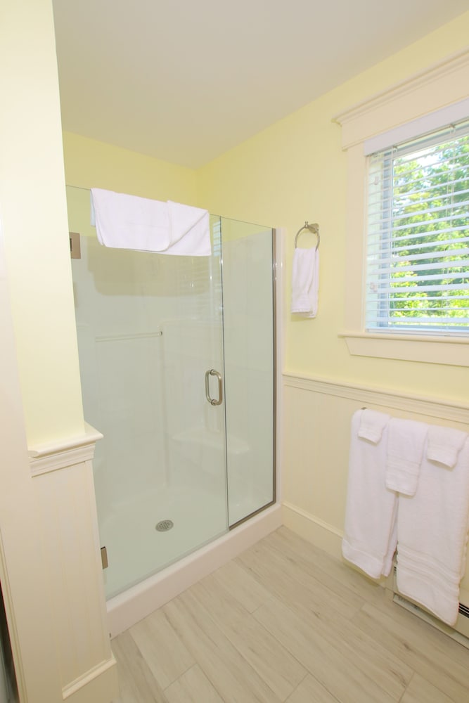Sheepscot Harbour Village Resort