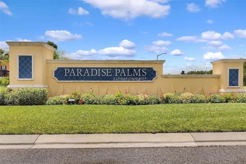 Themed 5Bd Paradise Palms Close to Disney w Pool 8951