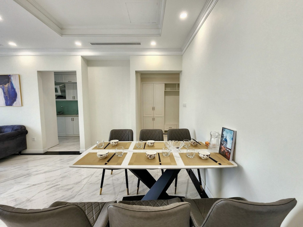 Hateco Laroma Royal Apartments