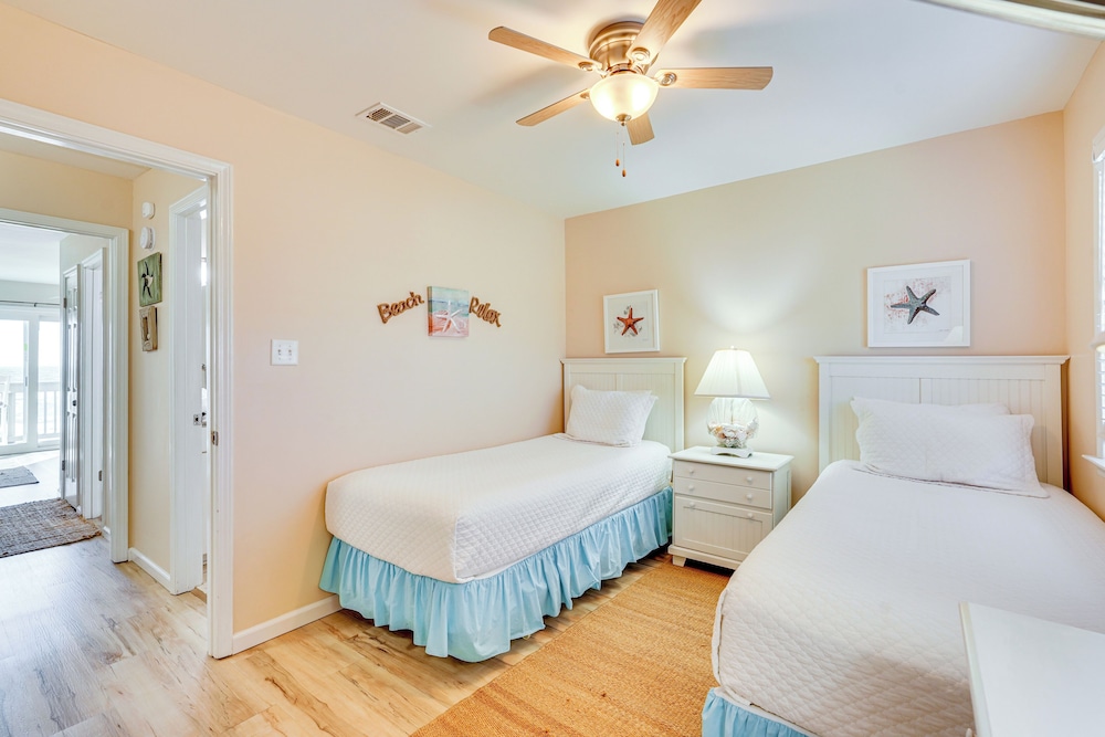 Steps to Sand: PCB Condo w/ Gulf-view Balconies!
