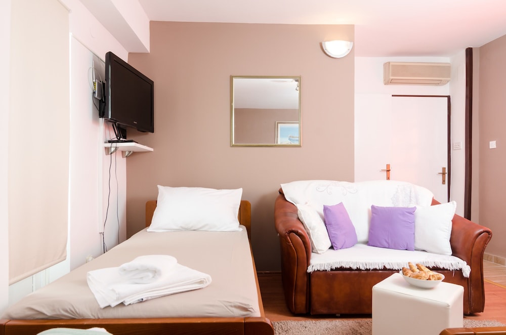 Guest House Cuk