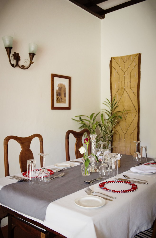 Mount Meru Game Lodge