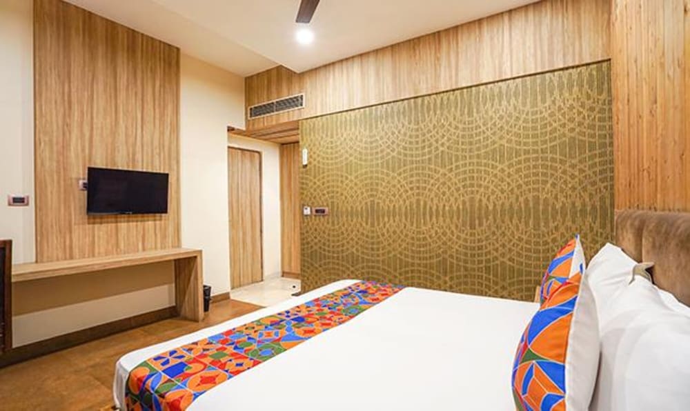 FabHotel Prime Tushar Elegant
