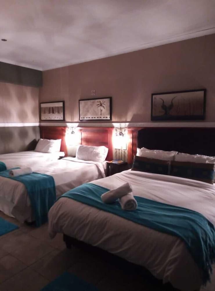 Bread & Barrel Bellville  Guesthouse