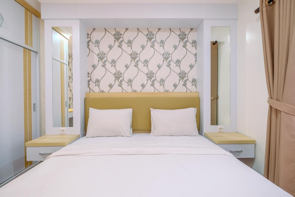 Cozy Living and Homey 2BR Sentul Tower Apartment