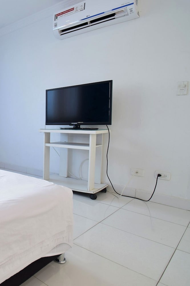 Apartamento Azul Marino - Piso 18 view 2