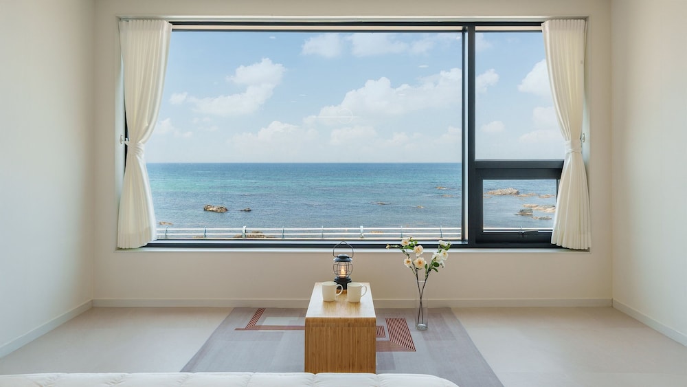 Donghae Neulbadarang Ocean View Pension
