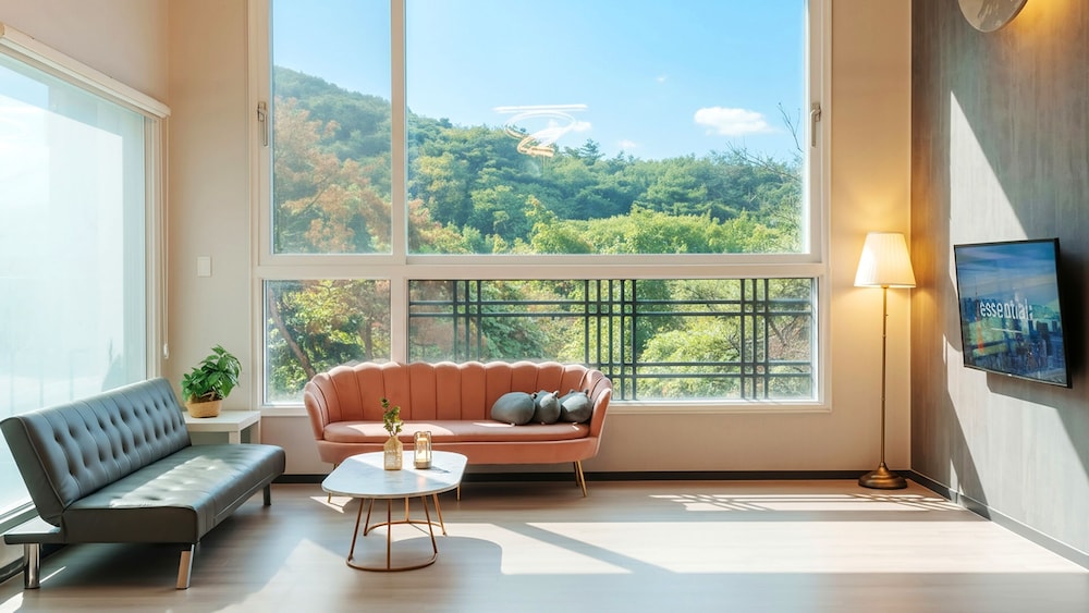 Gyeongju Sky Flower Astro Pool Villa