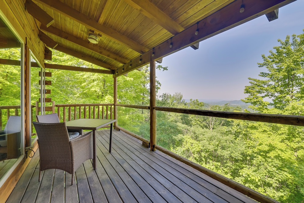 Bluff Views: 'bunker Hill' Cabin in Mindoro!