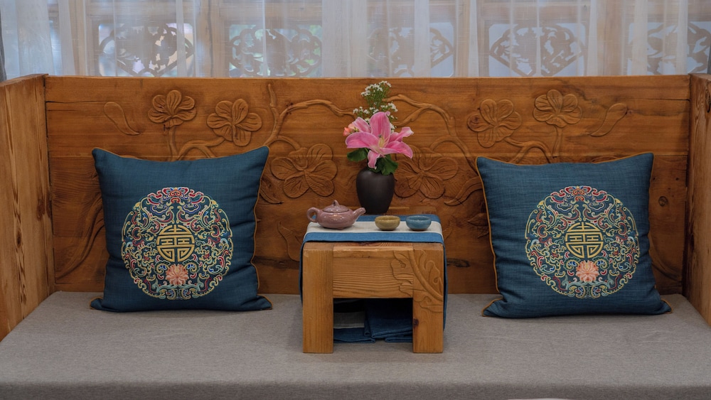 Yiyuan Snow Mountain View Historical Naxi House - Lijiang Old Town Mufu branch