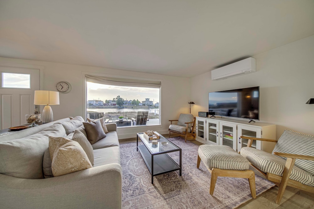 Beach Access, Deck: Waterfront Whidbey Island Home