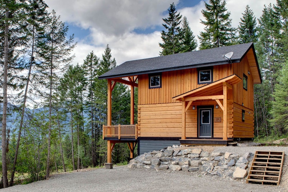 Mount 7 Lodges