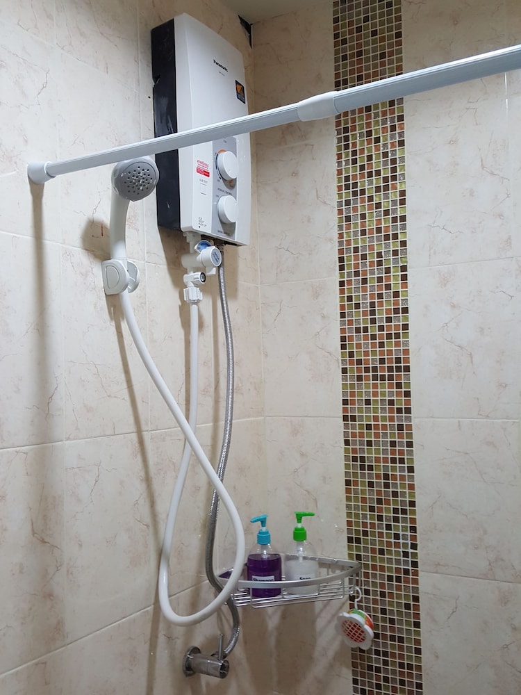Bangkok Check Inn - Hostel