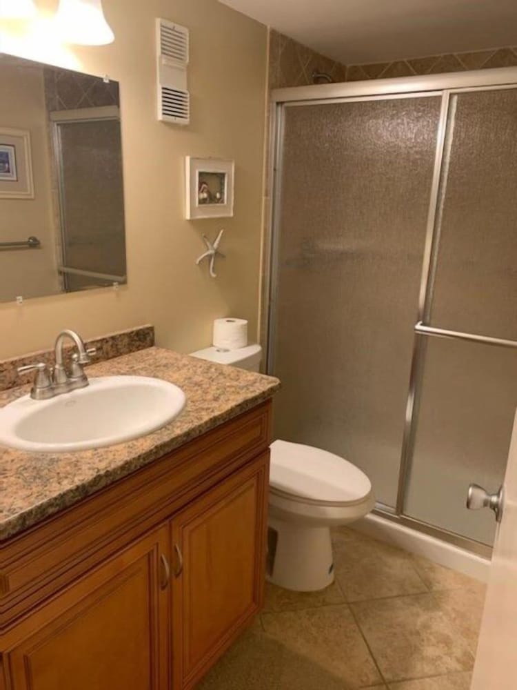 Vantage Pointe #222 1 Bedroom Condo
