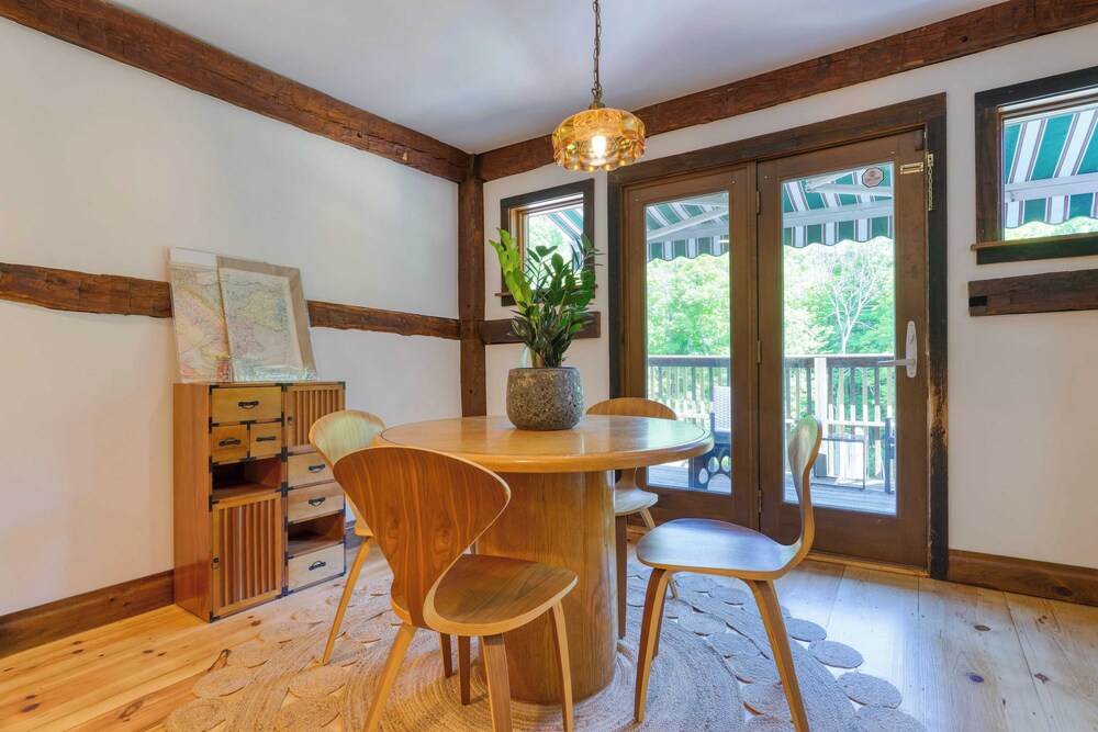 Historic Barn Retreat w/ Pool & Pond Views Longview Pond Lodge by Avantstay
