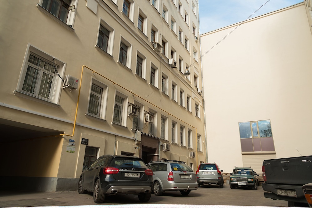 Ideal Mini Hotel - Hostel