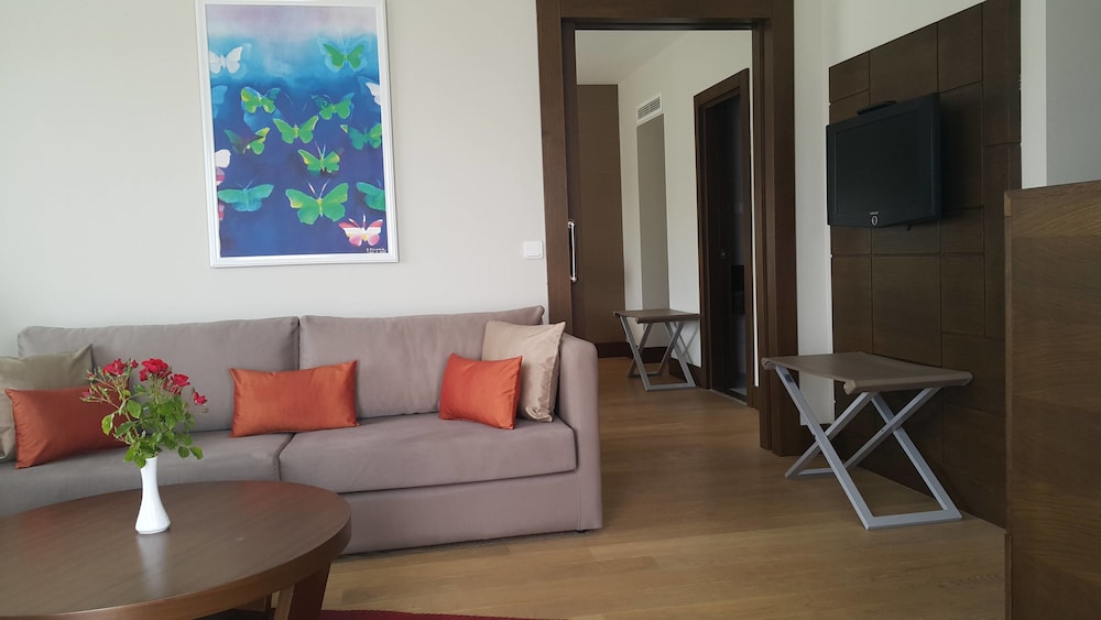 Ma Biche Kemer by Werde Otelleri - Image 26