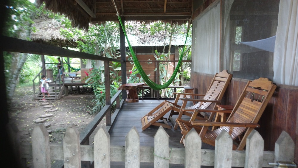 DON JAIME HOSTEL \/