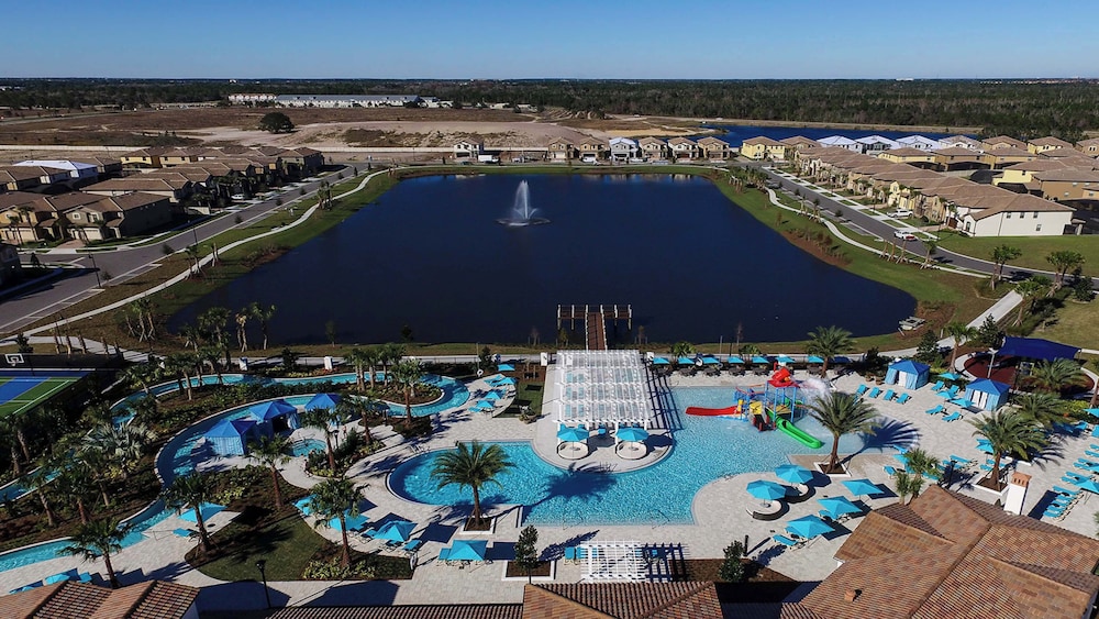 Ultimate 8BR Family Fun in Resort Near Disney!