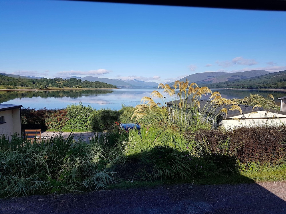 Linnhe Lochside Holidays
