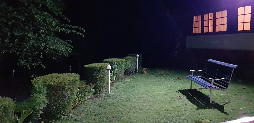 Bungalow With Tea Garden View view 2