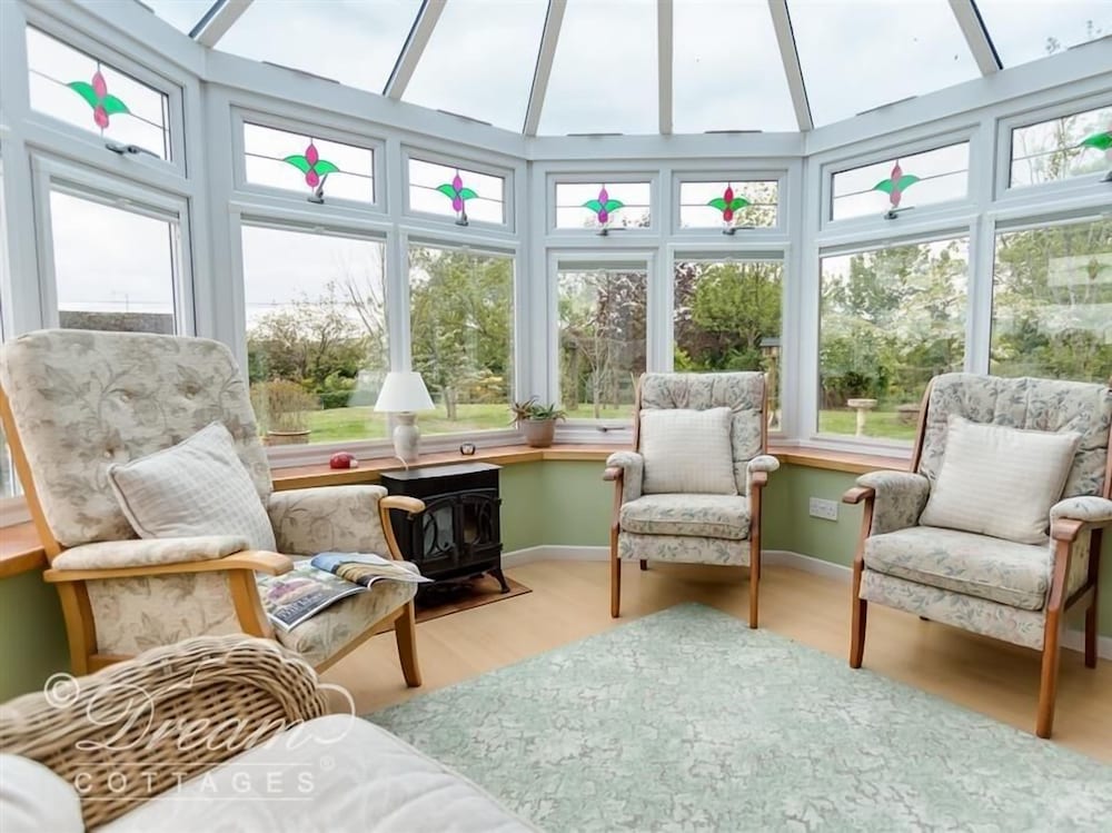 Grazeland Cottage view 5