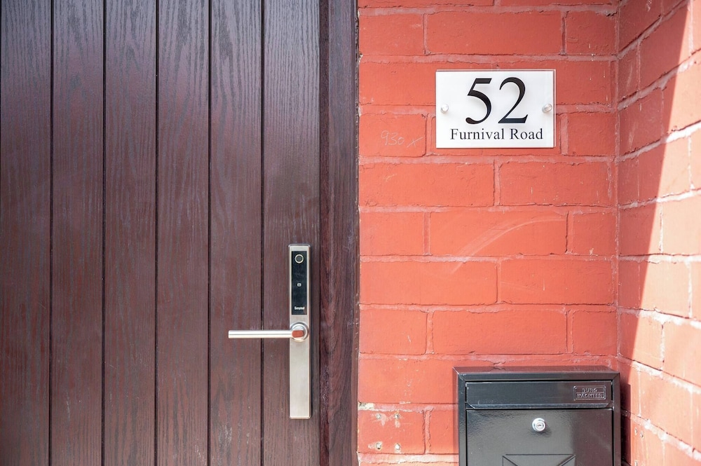 52 Furnival Road Manchester