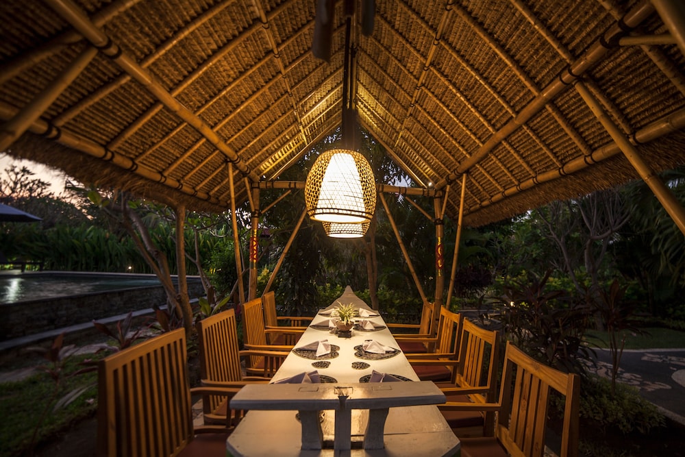 Man's Cottages and Spa