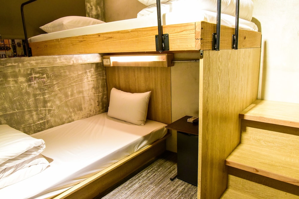 PH Hostel