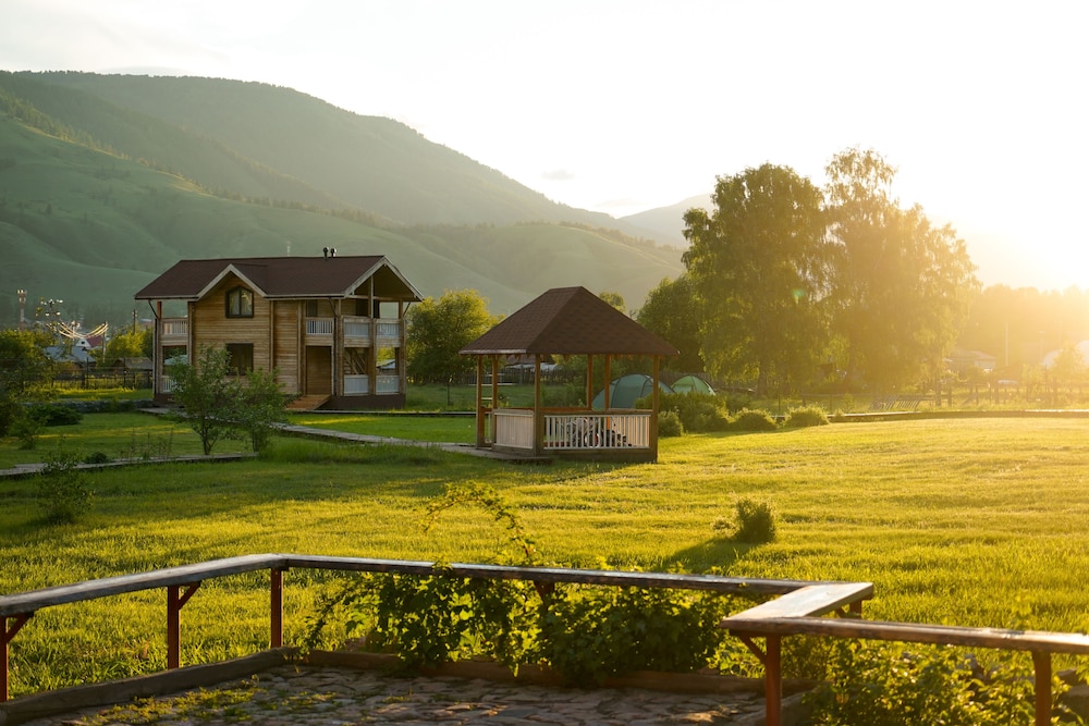 Eco-hotel Altair - Hostel