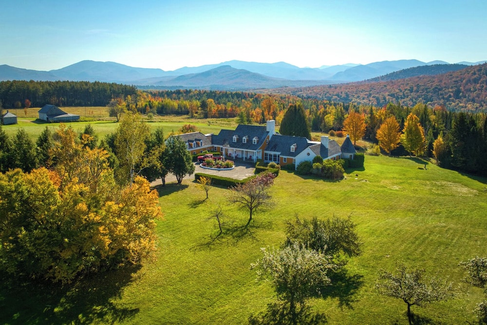 Expansive Retreat on 280 Acres in Lake Placid!