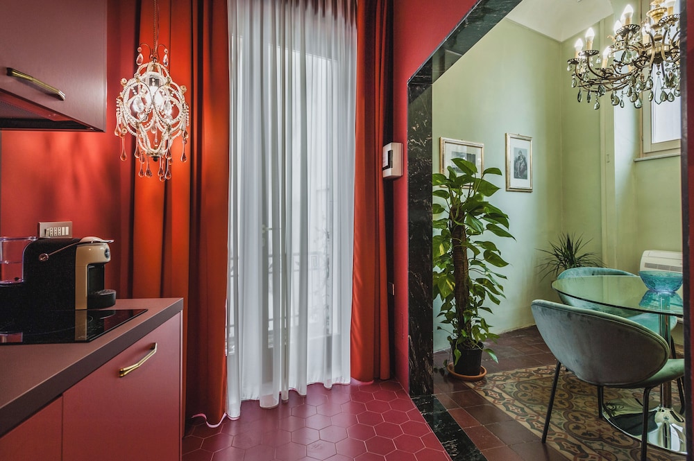 Elysium Apartment by Wonderful Italy