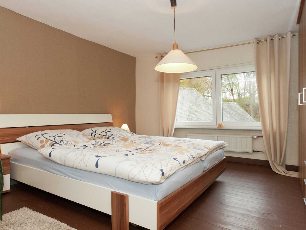 Quaint Apartment in Kaifenheim near Forest view 2