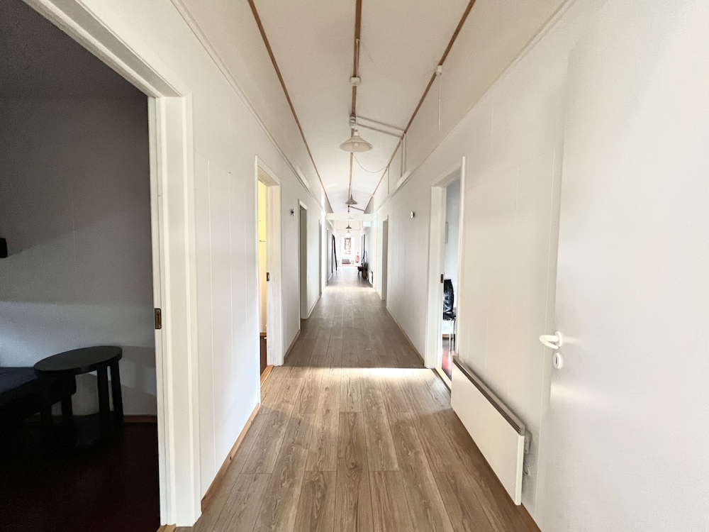 Langahlíð Guesthouse