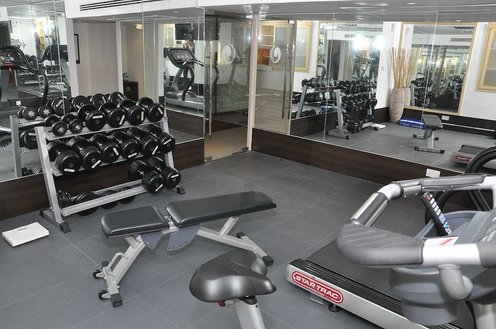 Abu Dhabi Vacations - Phoenix Plaza Hotel Apartments - Property Image 20