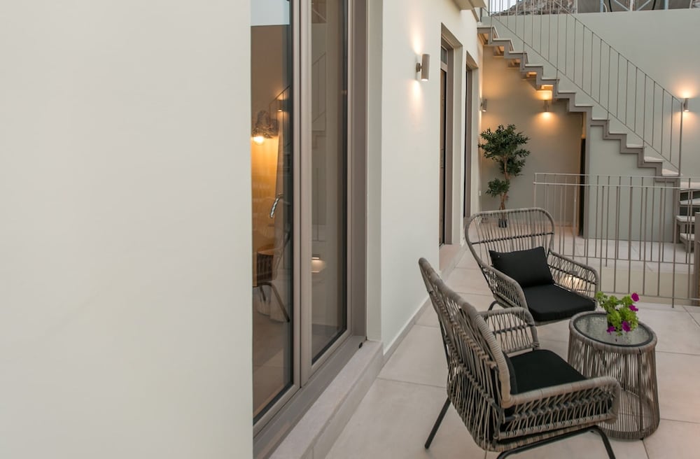 Ekaterini Luxury House