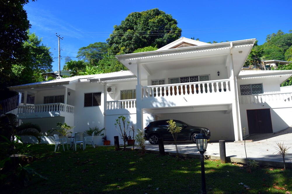 Sundown Beach Villa photo 4