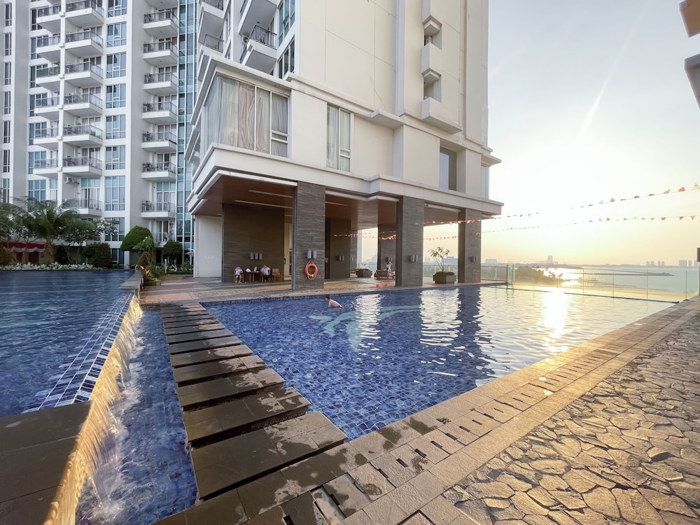 Staycation Jakarta - Ancol Mansion Apt