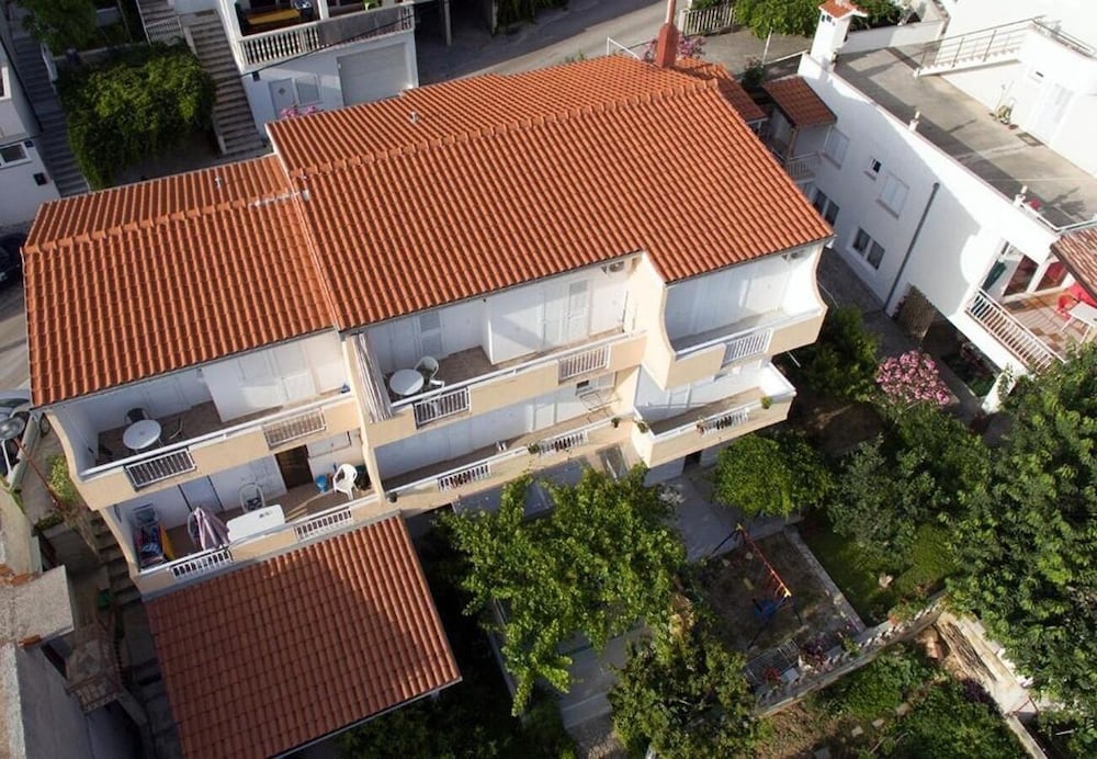 Nina - sea View Family Apartments - A5 view 2