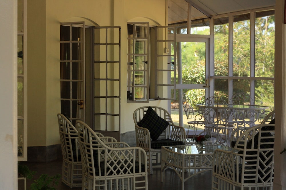 Wathai Heritage Bungalow