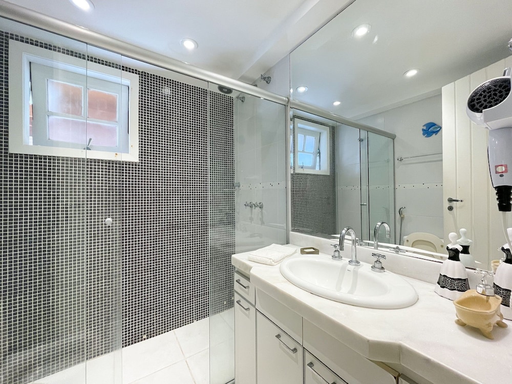 Bz21 Casa com Jacuzzi e churrasqueira