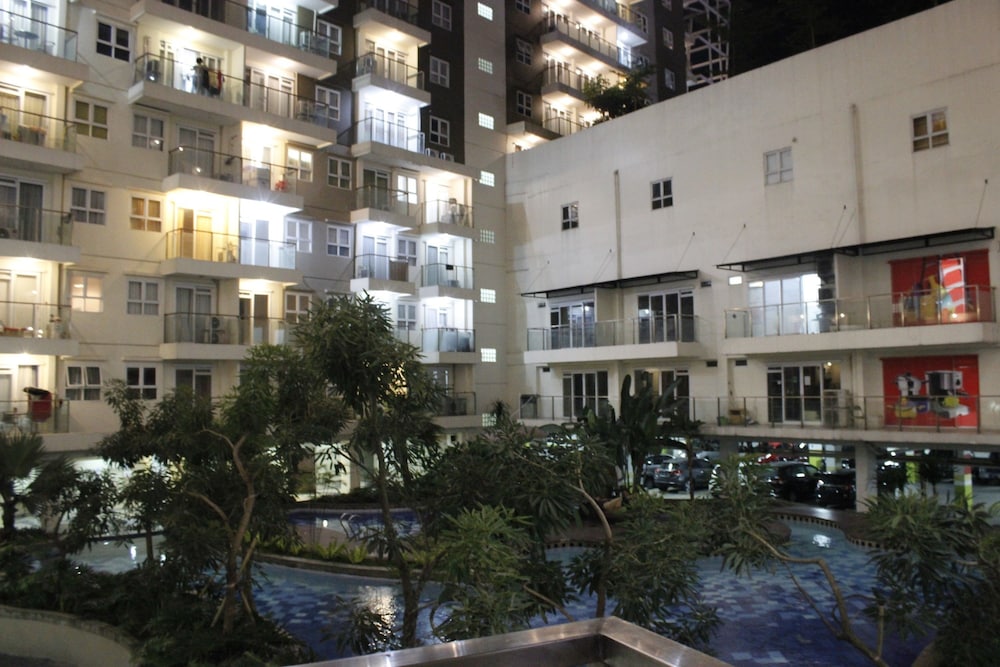 Simply Homey 1BR Gateway Pasteur Apartment near Exit Toll