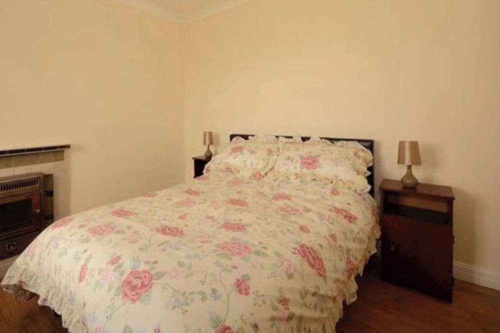 Sleep 6 Cottage -petsok, Selfcheck-in, Freeparking